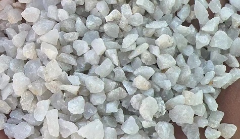 silica quartz for water filtration.jpg